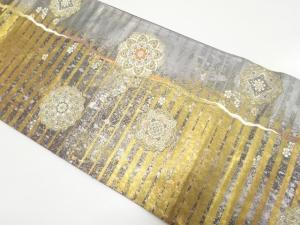 引箔　横段に華紋・小花模様織り出し　袋帯